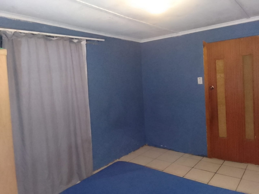 2 Bedroom Property for Sale in Kwazakhele Eastern Cape